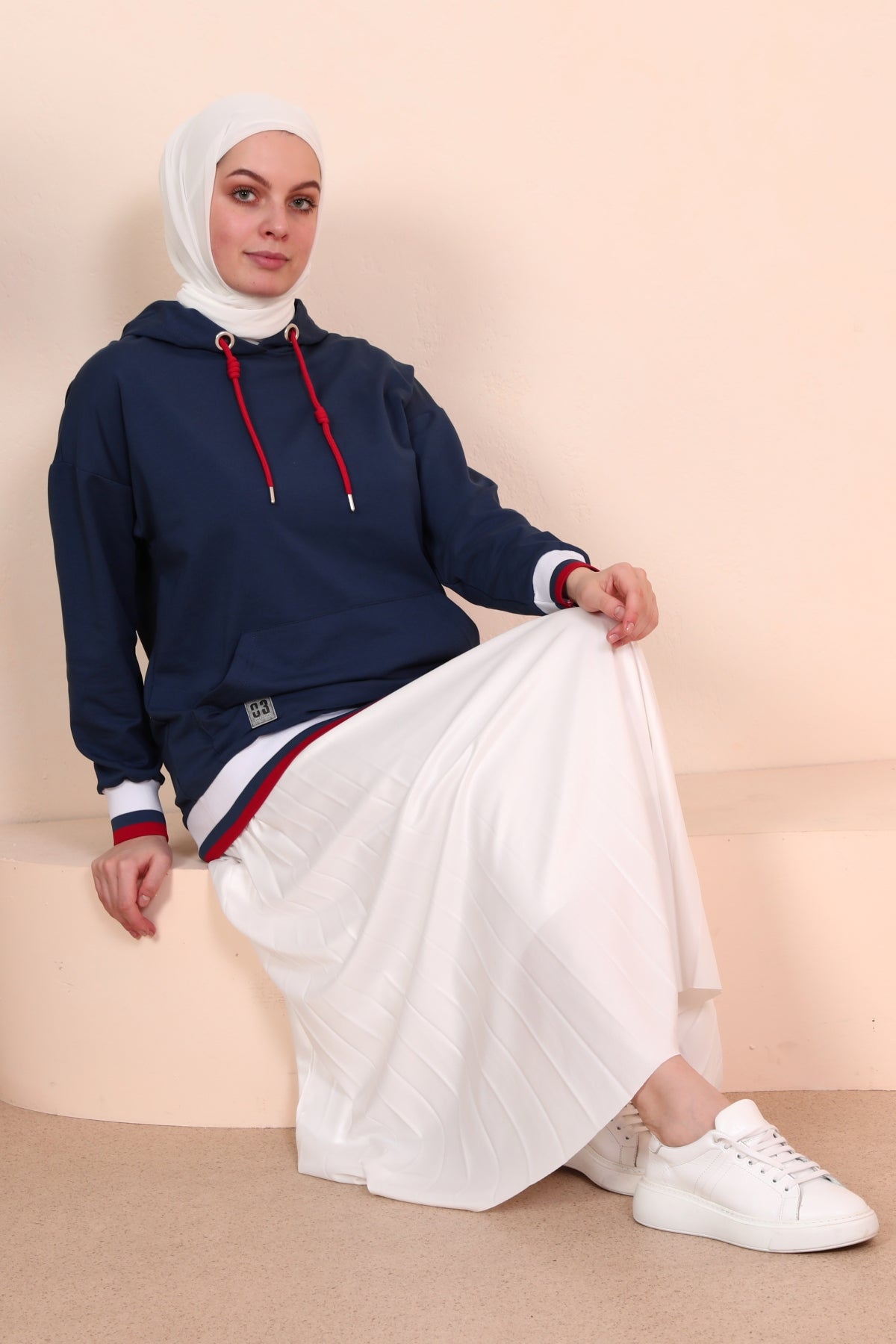 بلوزة سناء - كحلي