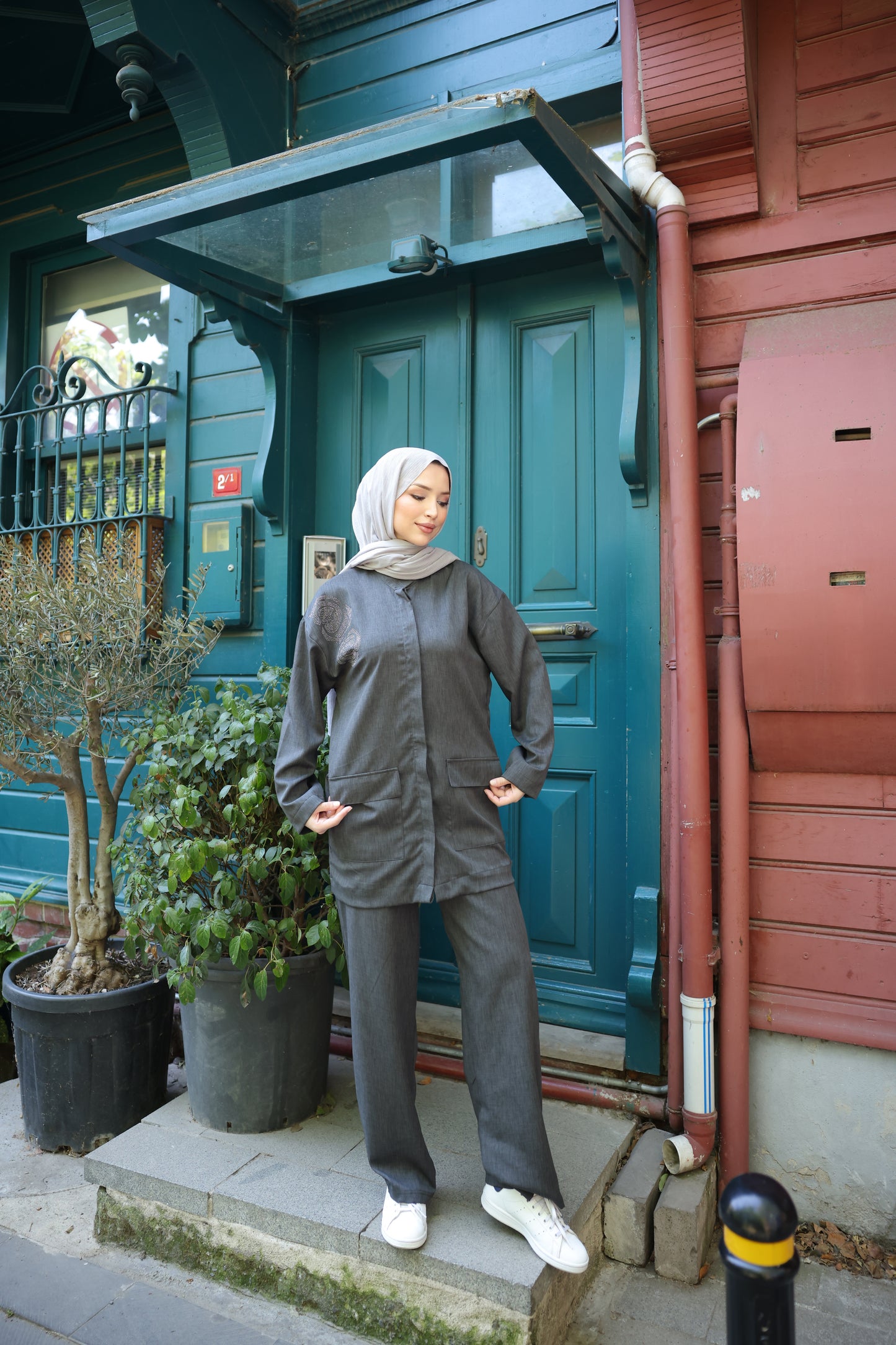 Silver Takim - Charcoal