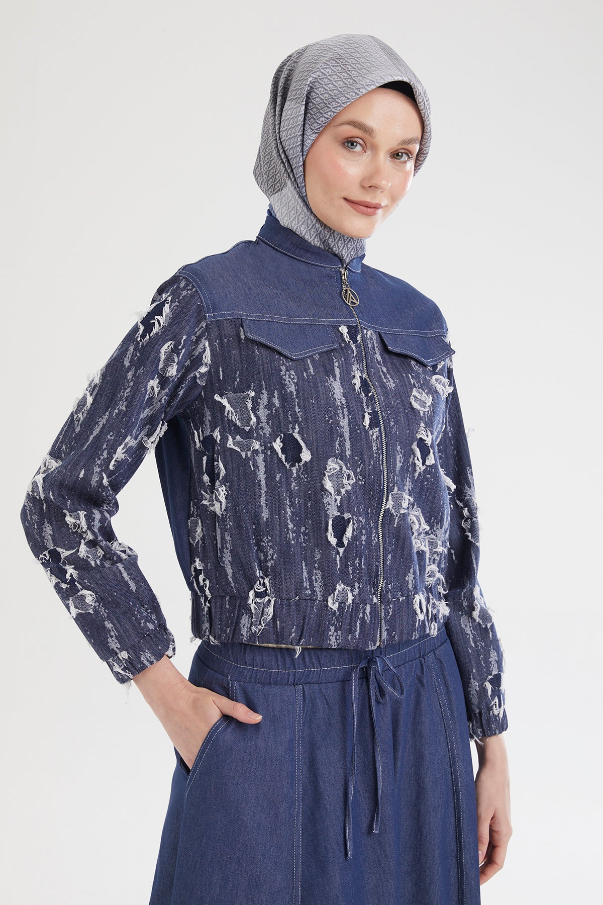 Armine Takim