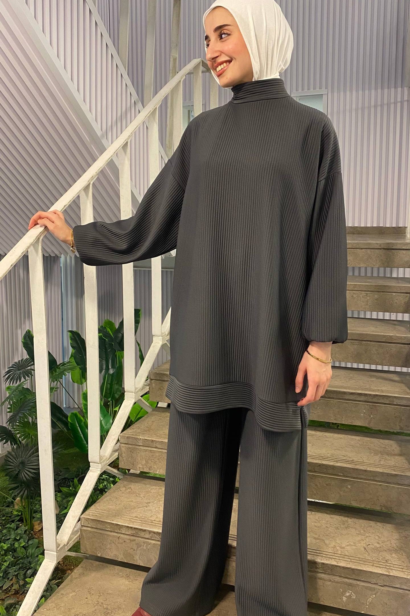 طقم  -بيسك - الفحم