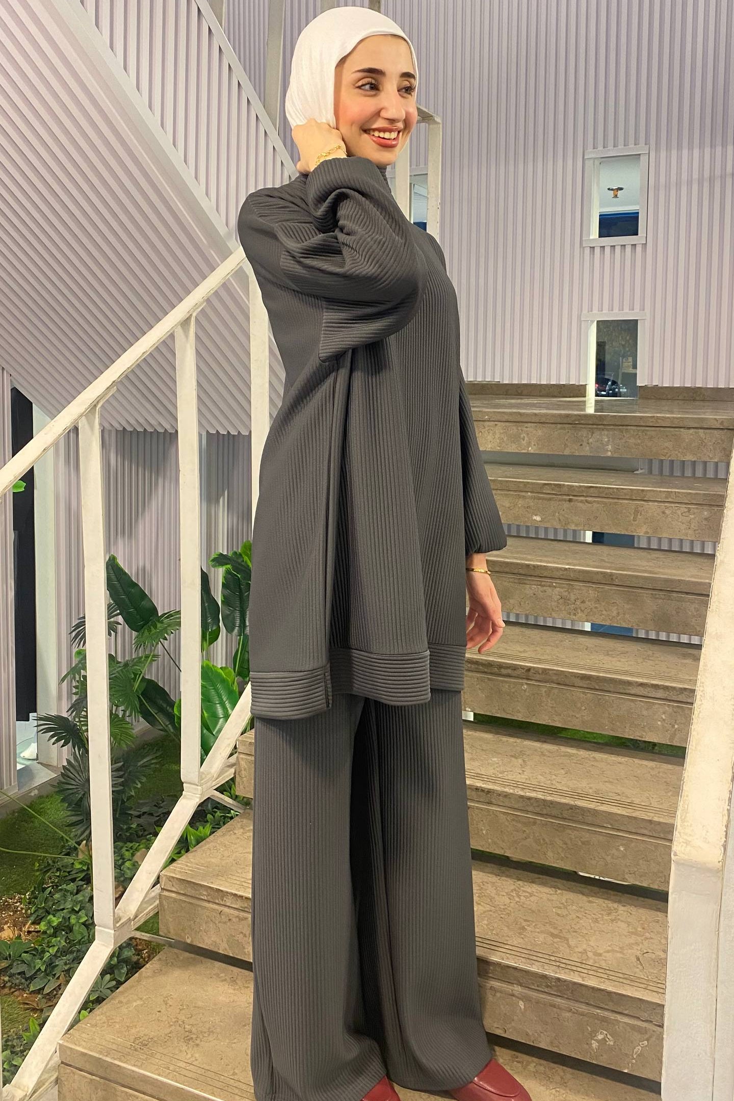 طقم  -بيسك - الفحم