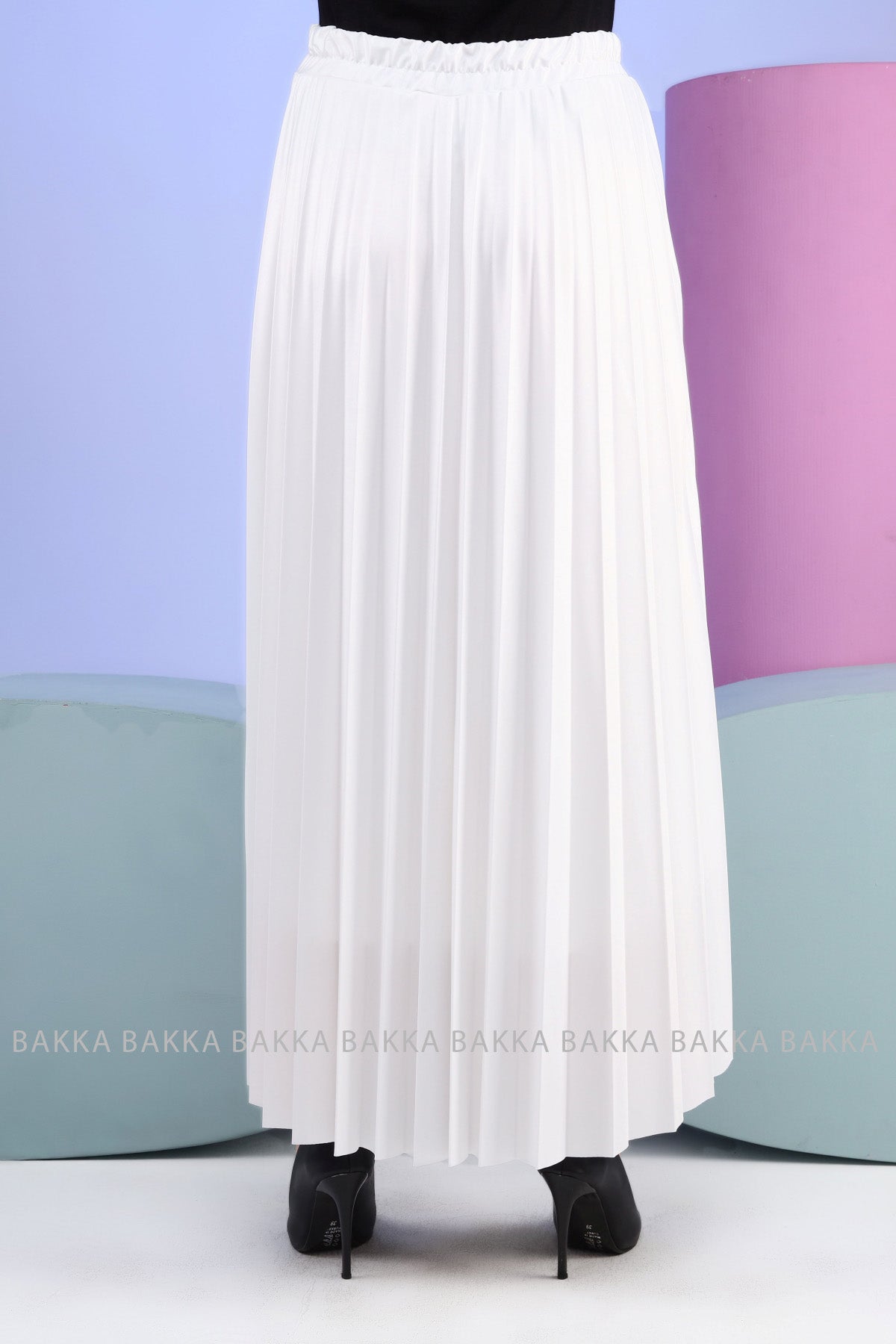 Skirt - 9007 - White - bakkaclothing